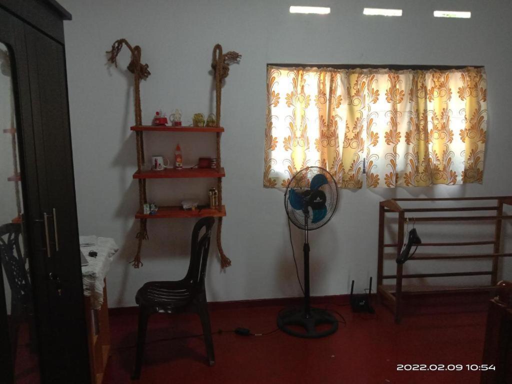 Unawatuna White Villa Bagian luar foto