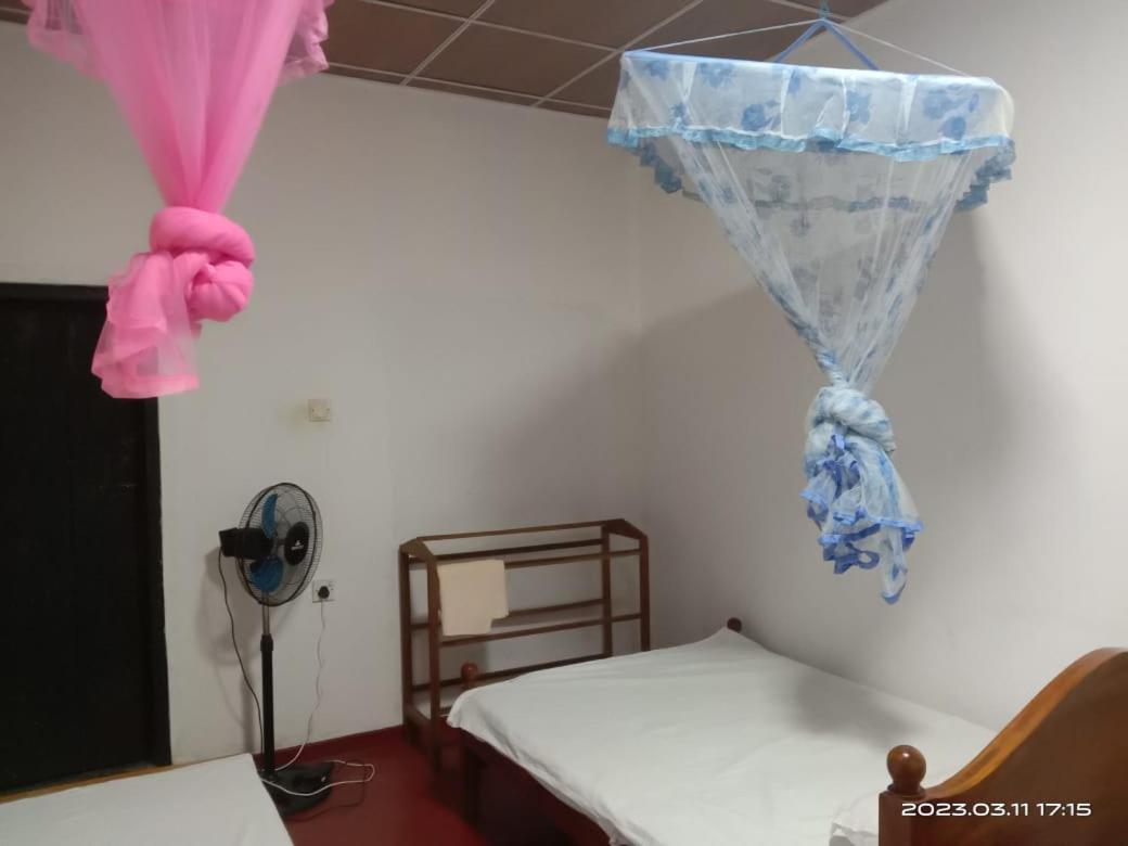 Unawatuna White Villa Bagian luar foto